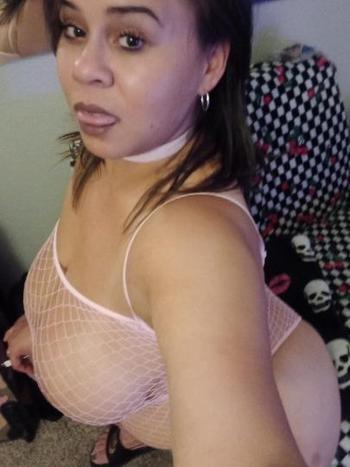 2533587576, female escort, Pullman
